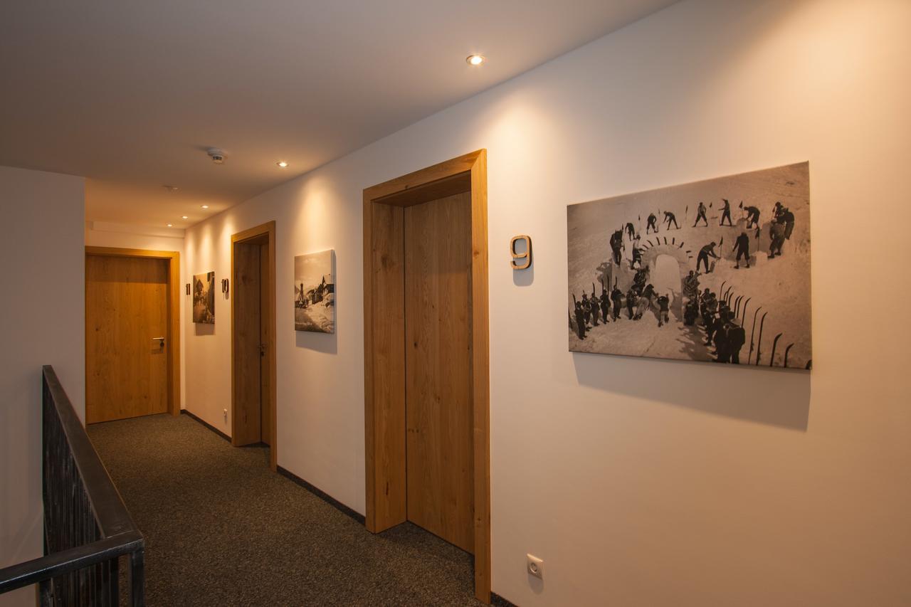 Haus Sattelblick Ξενοδοχείο Σανκτ Αντόν αμ Άλμπεργκ Εξωτερικό φωτογραφία